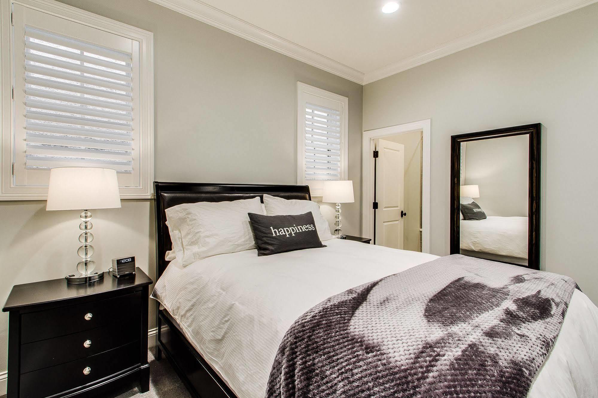 The Sono Chicago Bed and Breakfast Εξωτερικό φωτογραφία